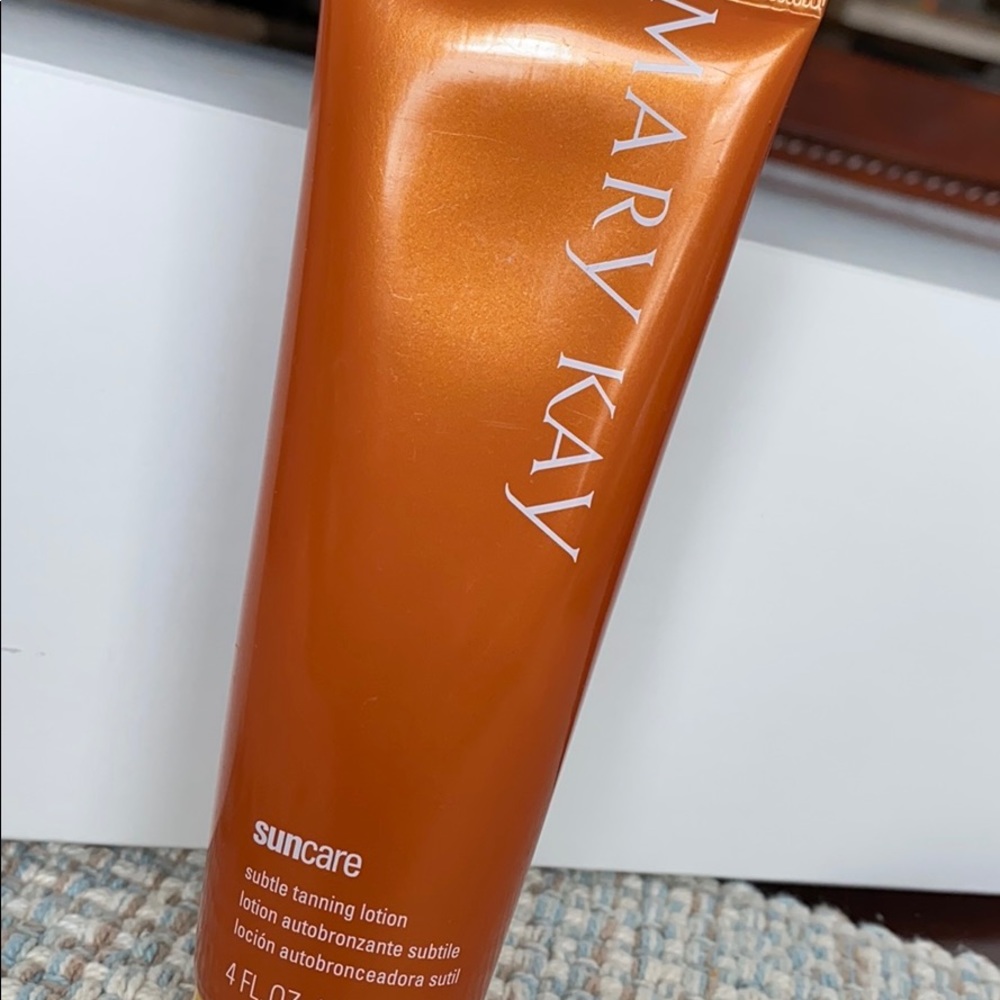 Mary Kay subtle tanning lotion